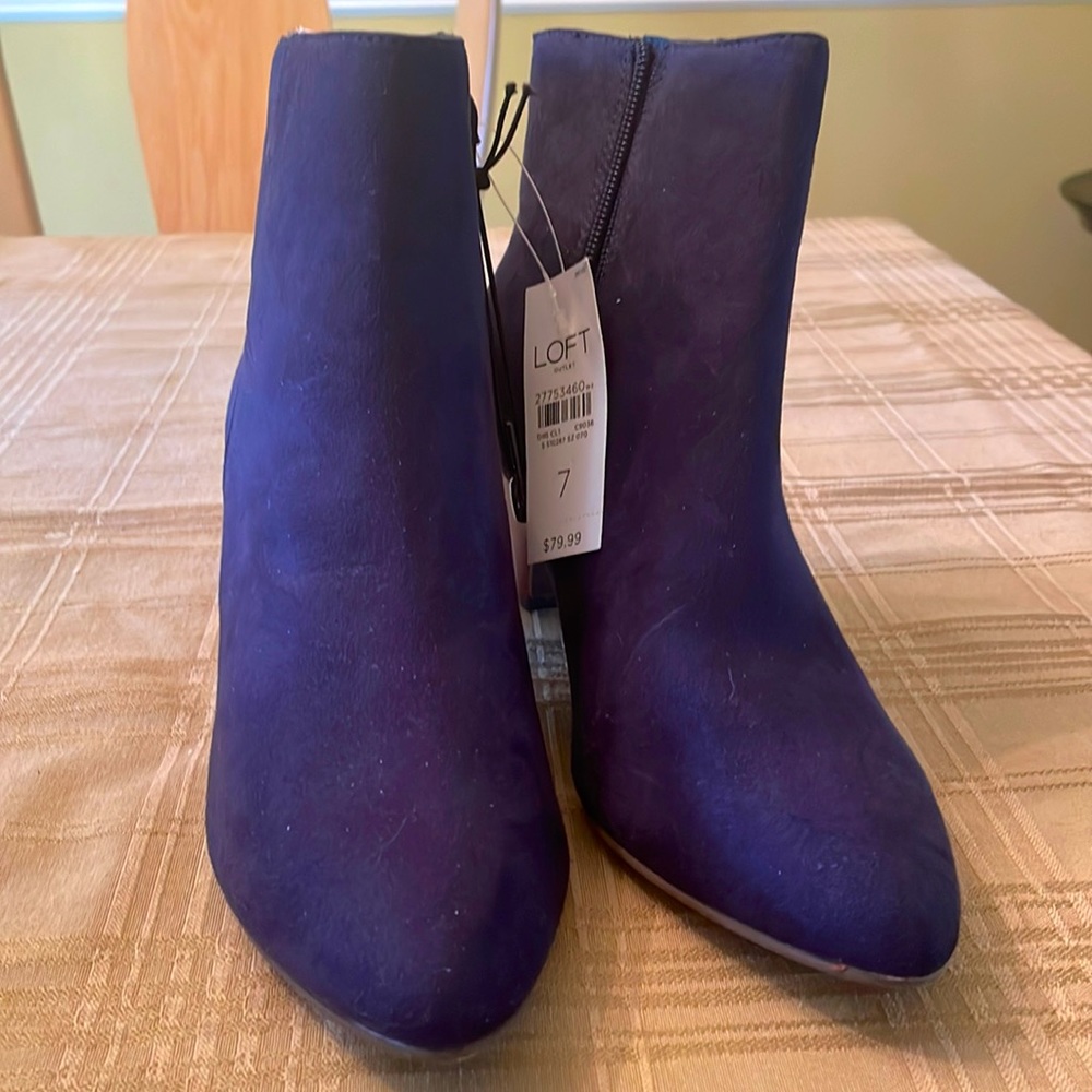 Loft suede booties, size 7, NWT
